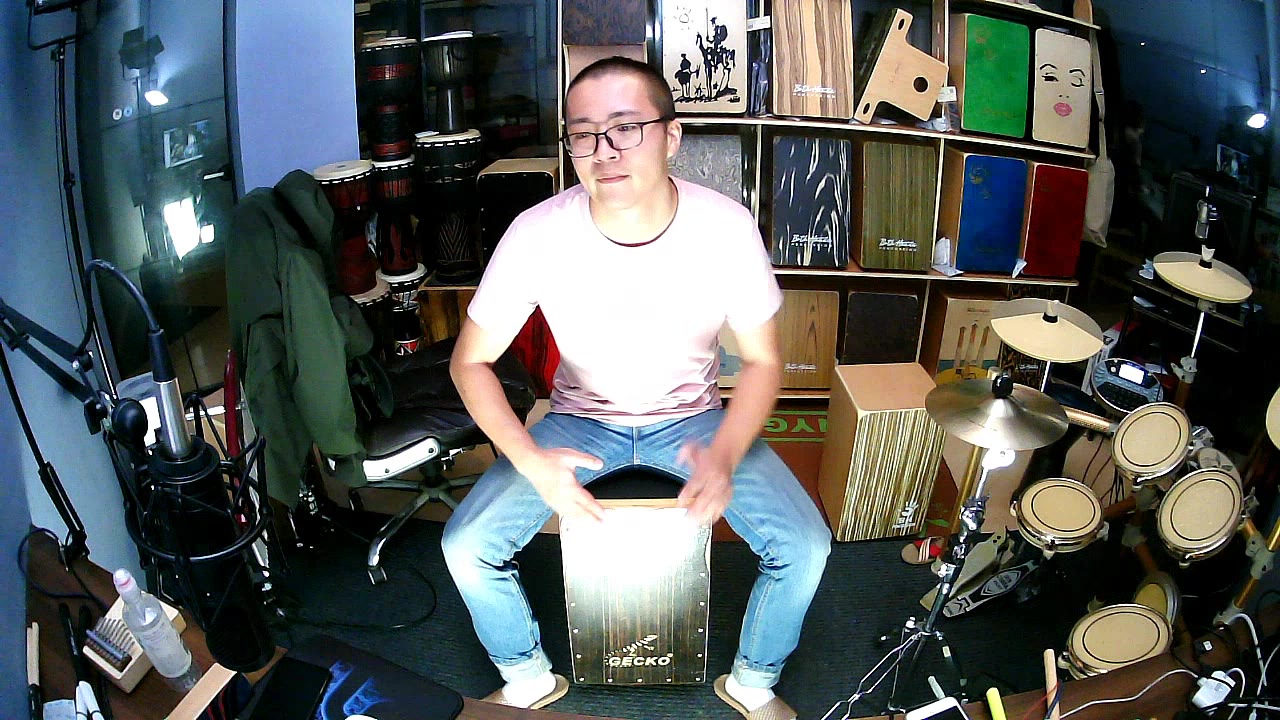 凯文先生《燃烧你的卡路里》非洲鼓箱鼓卡宏鼓丽江手鼓演奏