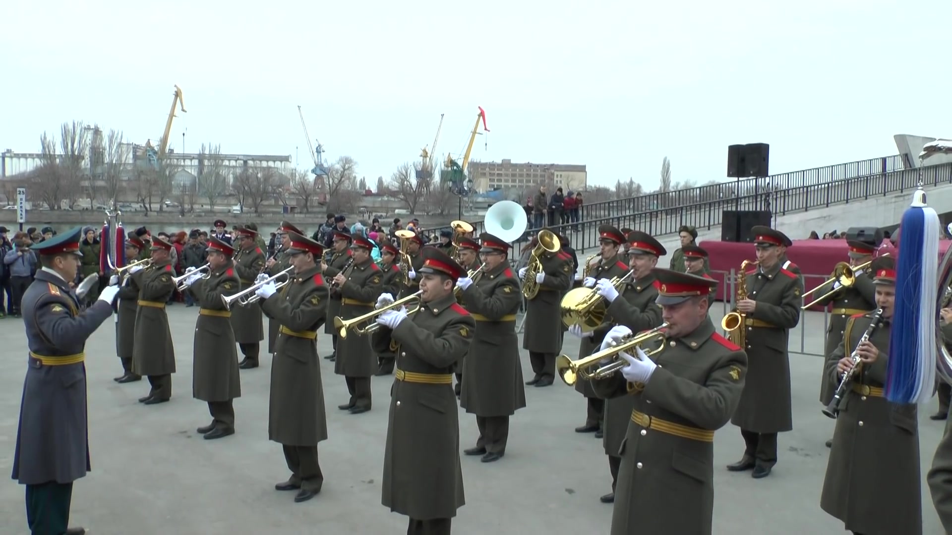 [图]【进行曲“胜利节”】День победы（俄罗斯某军乐团演奏）