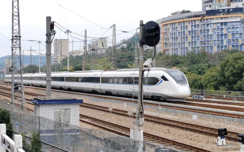 2024年1月24日,c8071次(广州白云站-深圳站)本务中国铁路广州局集团