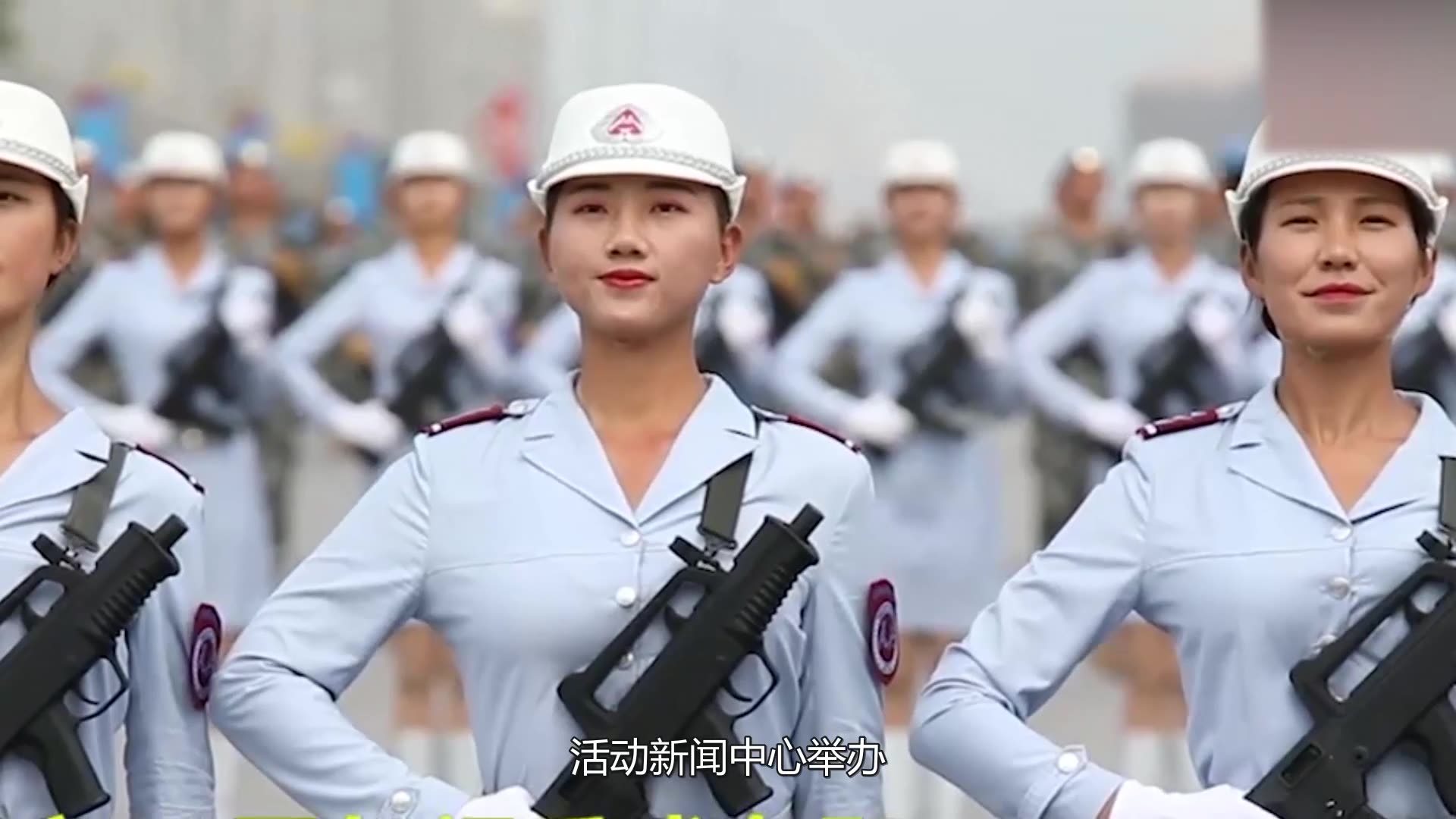 震撼,國慶閱兵現場曝光,女兵英姿颯爽,路人瞬間看呆!