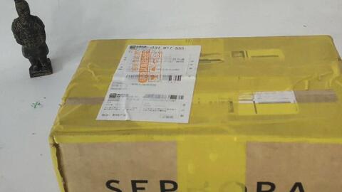 亚马逊amazon Fire Tv Stick 4k安卓电视棒开箱试用 老田360 亚马逊amazon Fire Tv Stick 4k安卓电视棒开箱试用 老田360