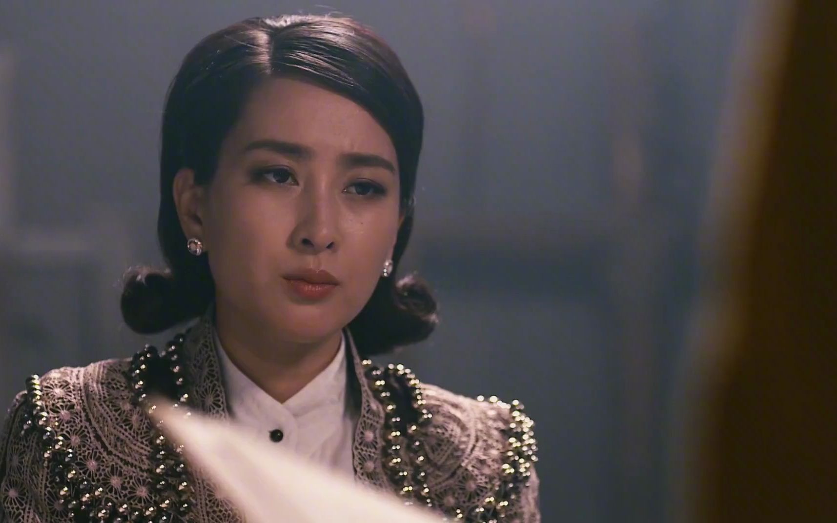 黄金大劫案:西野想坐实辛蔓是地下党,让她看着曹摄受刑