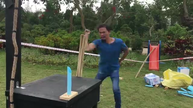 2019亚特兰大刀展劈砍大赛冠军 donavon phillips