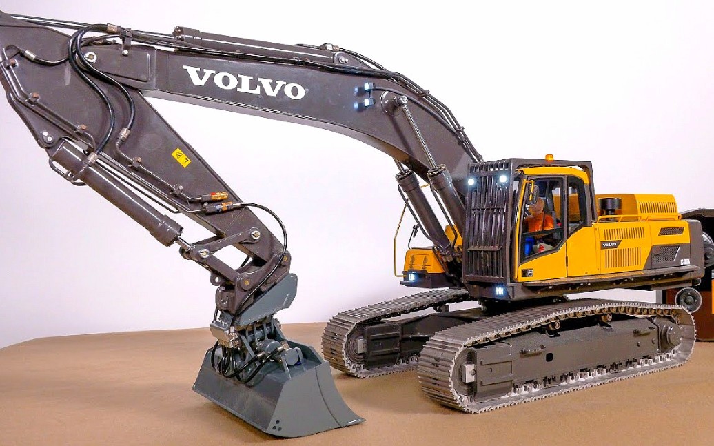 大人的玩具!价值五万的rc遥控仿真液压挖掘机 沃尔沃 ec480d 遥控模型