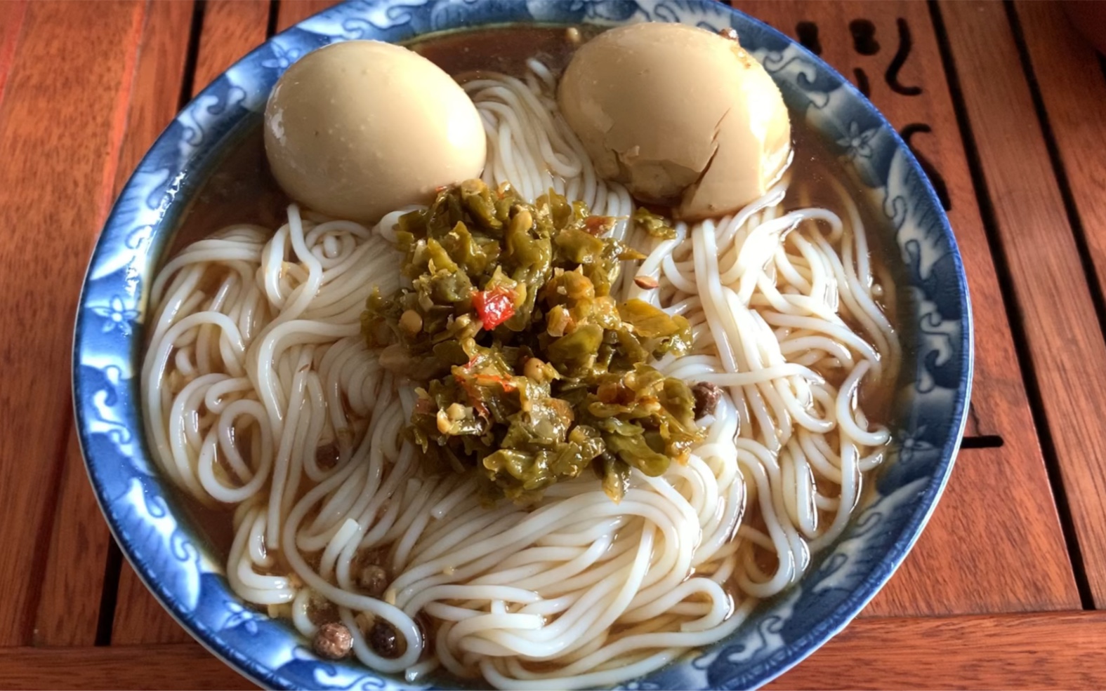 米线卤蛋配一餐