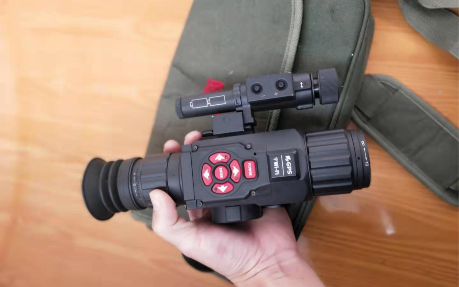 美国进口atn夜视仪瞄准镜能看一公里太厉害了