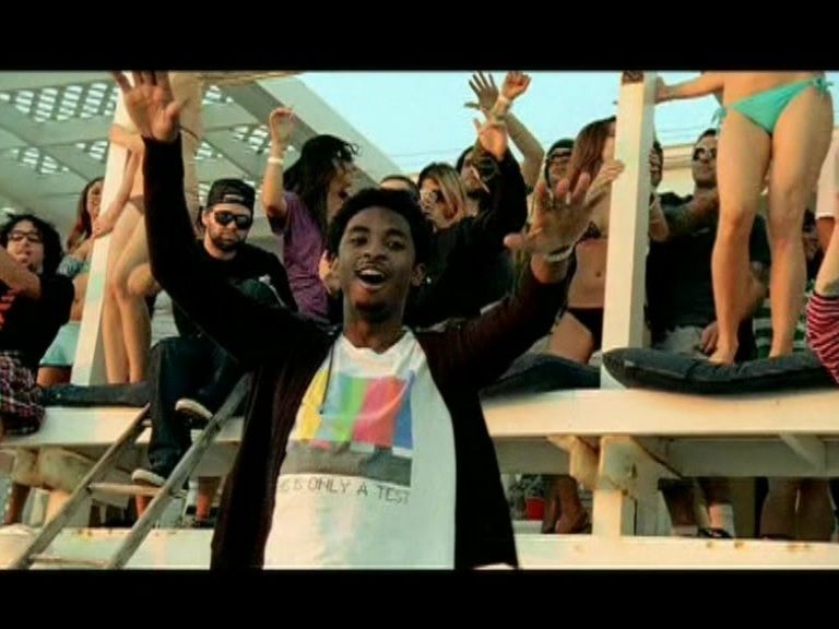 Buzzin' - Shwayze