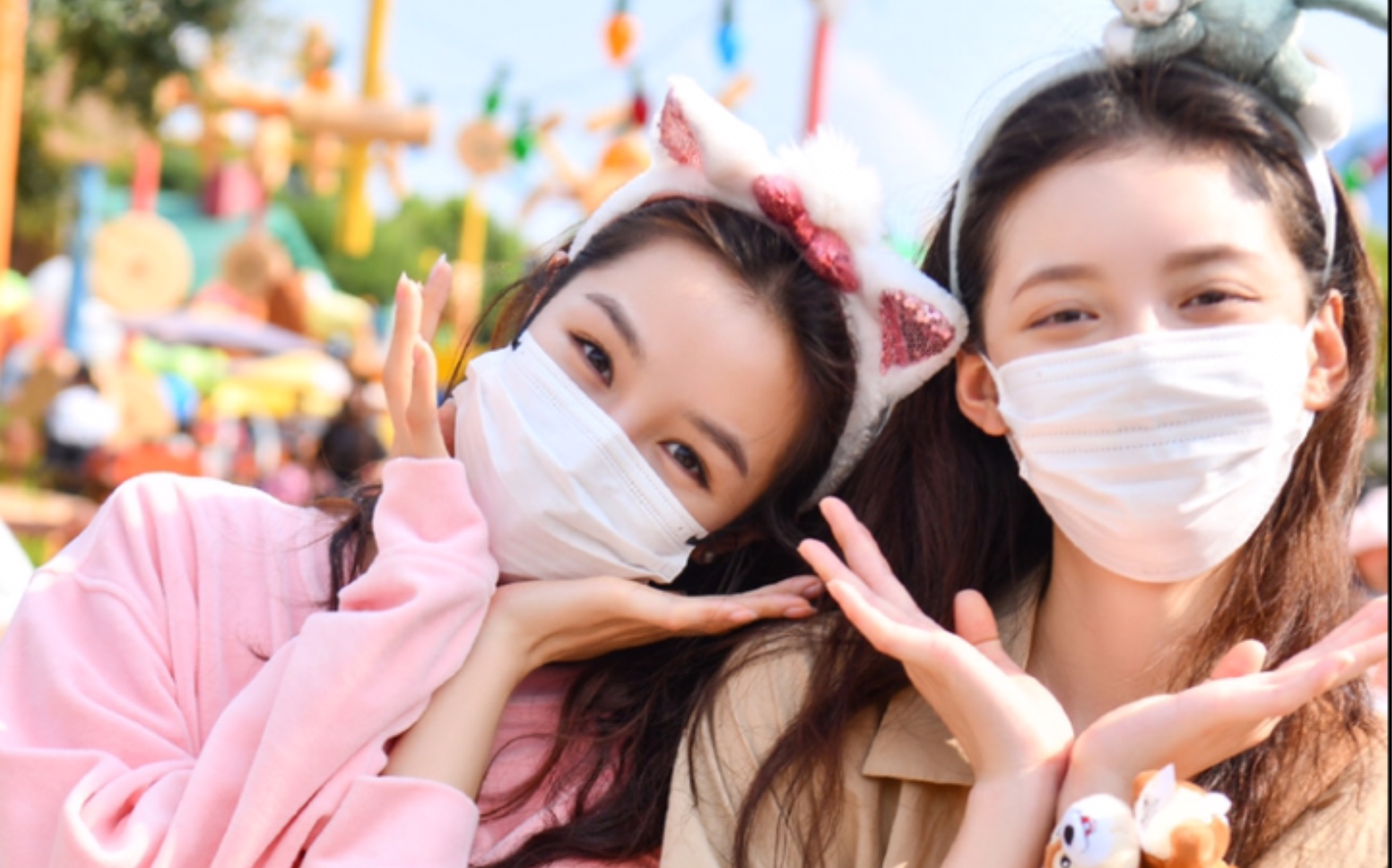 【微微怡笑-双镜】 张楠,孙伊涵剧外营业混剪