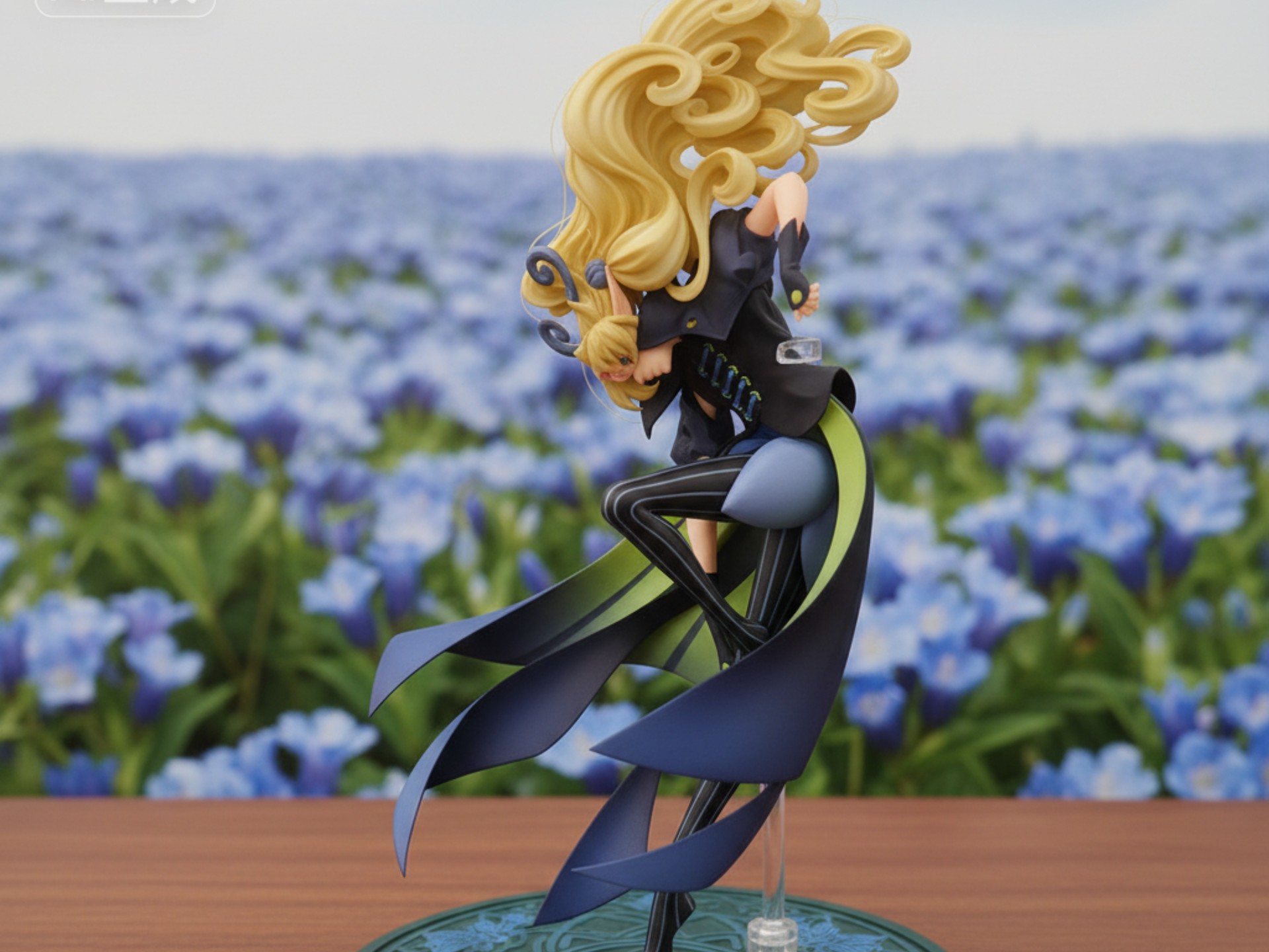 小花仙龙胆花精灵王更天手办欣赏