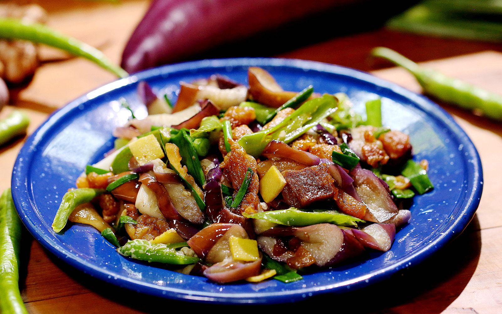 火筵家常干煸茄子火哥的菜干煸茄子这样做富含营养味美独到