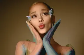 Скачать видео: Ariana Grande最新2024 Met Gala现场演出超长合集