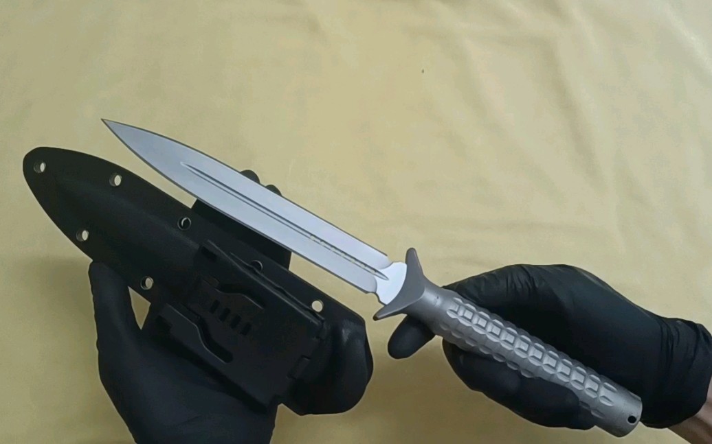 microtech-大剑标双刃匕首(升级版)