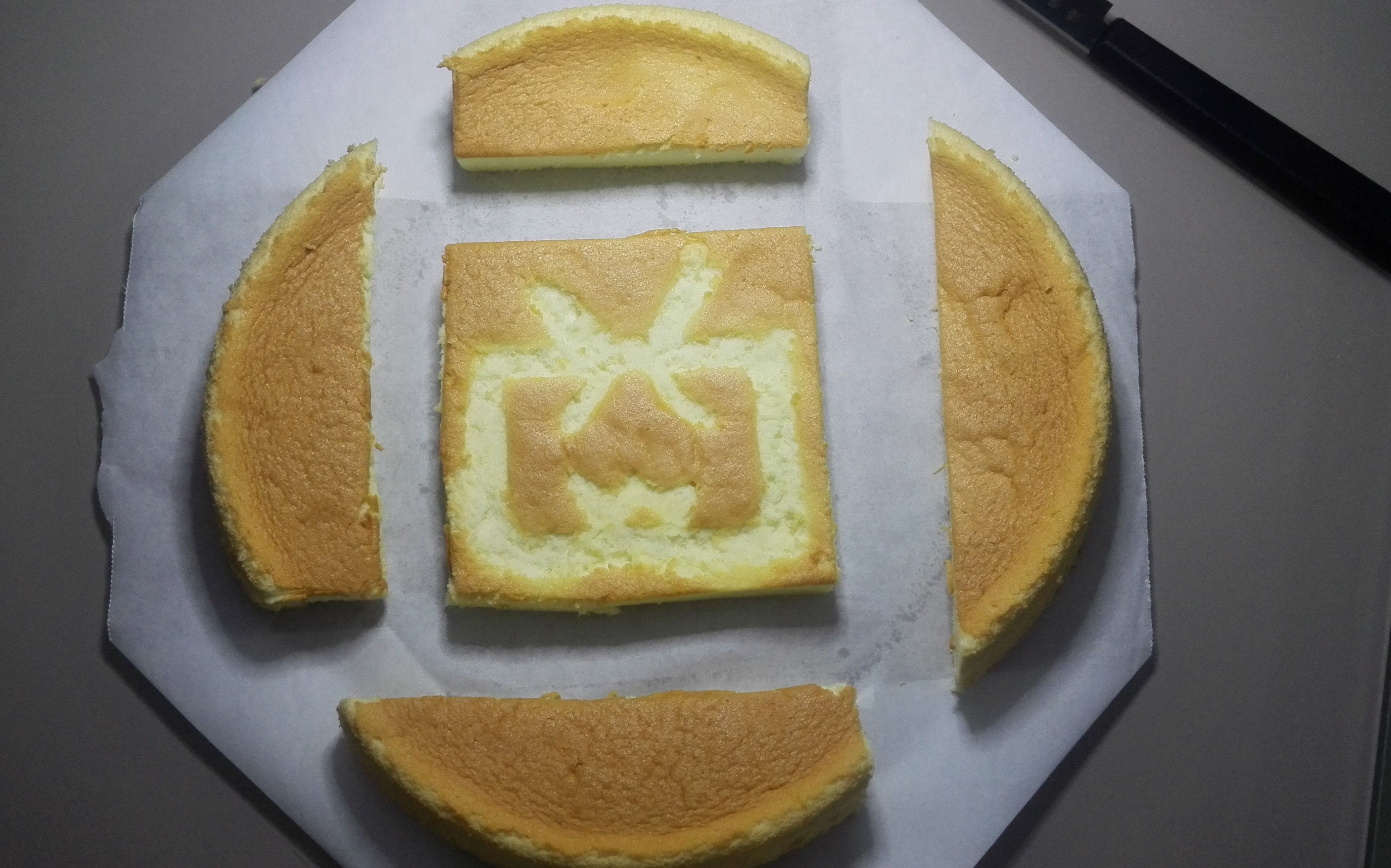 【k-w】小电视戚风蛋糕 up差点吃噎到_哔哩哔哩 (゜-゜)つロ 干杯