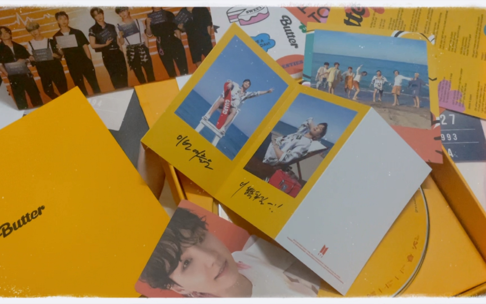 【防弹bts】butter专辑开箱～小卡许愿成功～_哔哩哔哩_bilibili