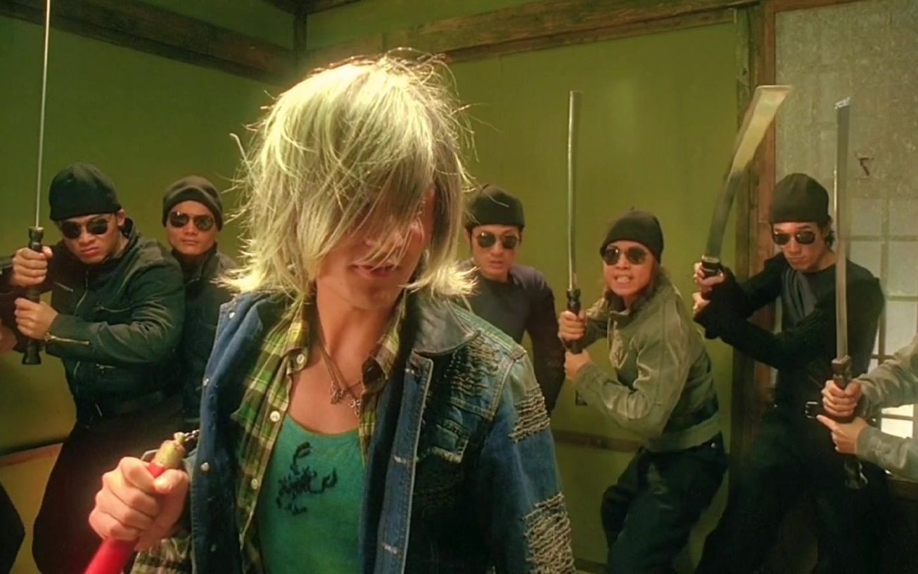 经典打斗场面《龙虎门》第2/3段,甄子丹谢霆锋余文乐是上场_哔哩哔哩