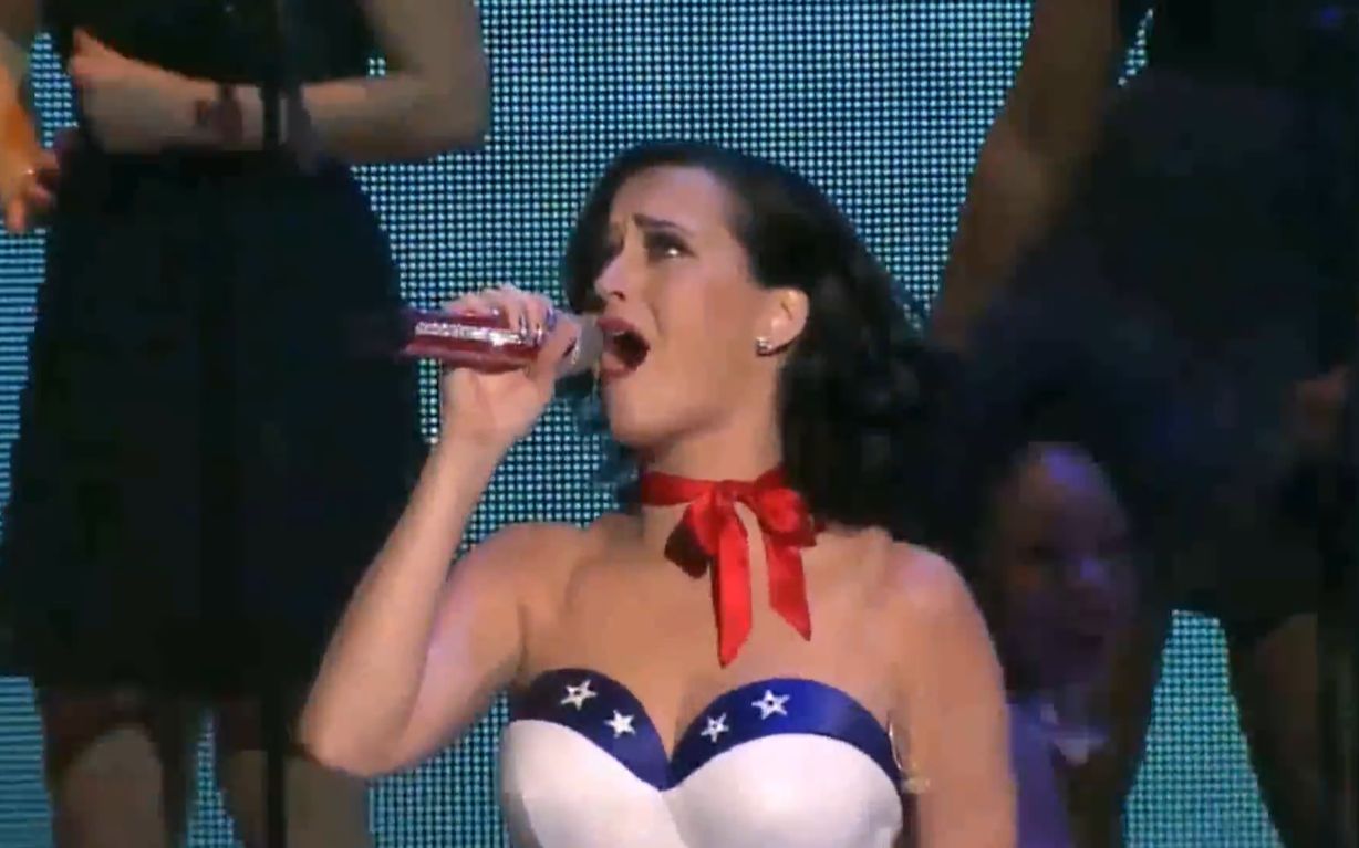 [图]【烟火鸡】Katy Perry - Firework (Kids' Inaugural Concert) 2013