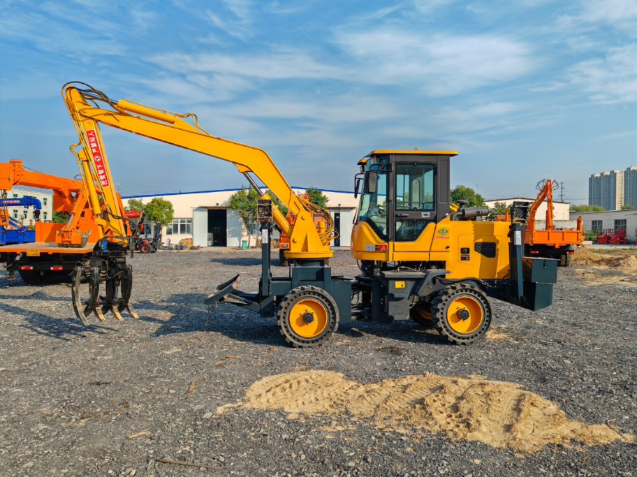 铲车改装抓木机-济宁鲁邦重工有限公司