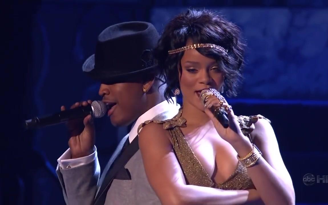 [图]【07AMA】Rihanna feat Ne-Yo - Umbrella & Hate That I Love You 2007.11.18