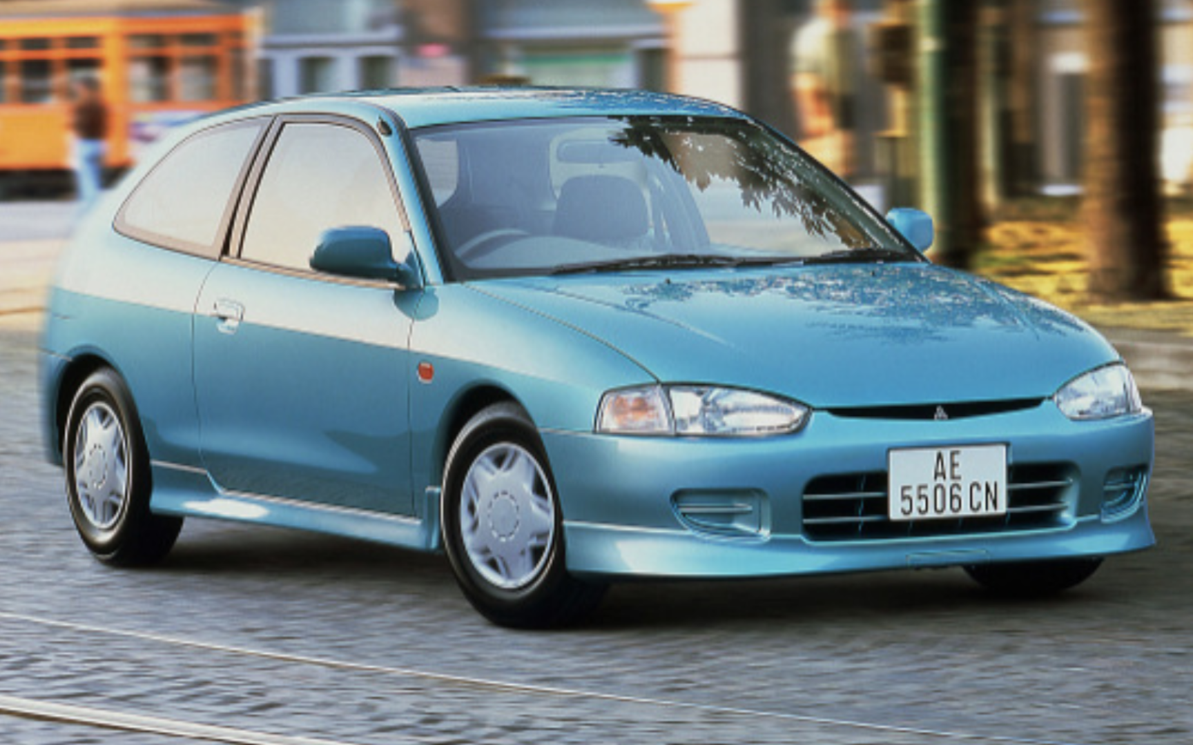 1998年三菱mirage莫达克广告