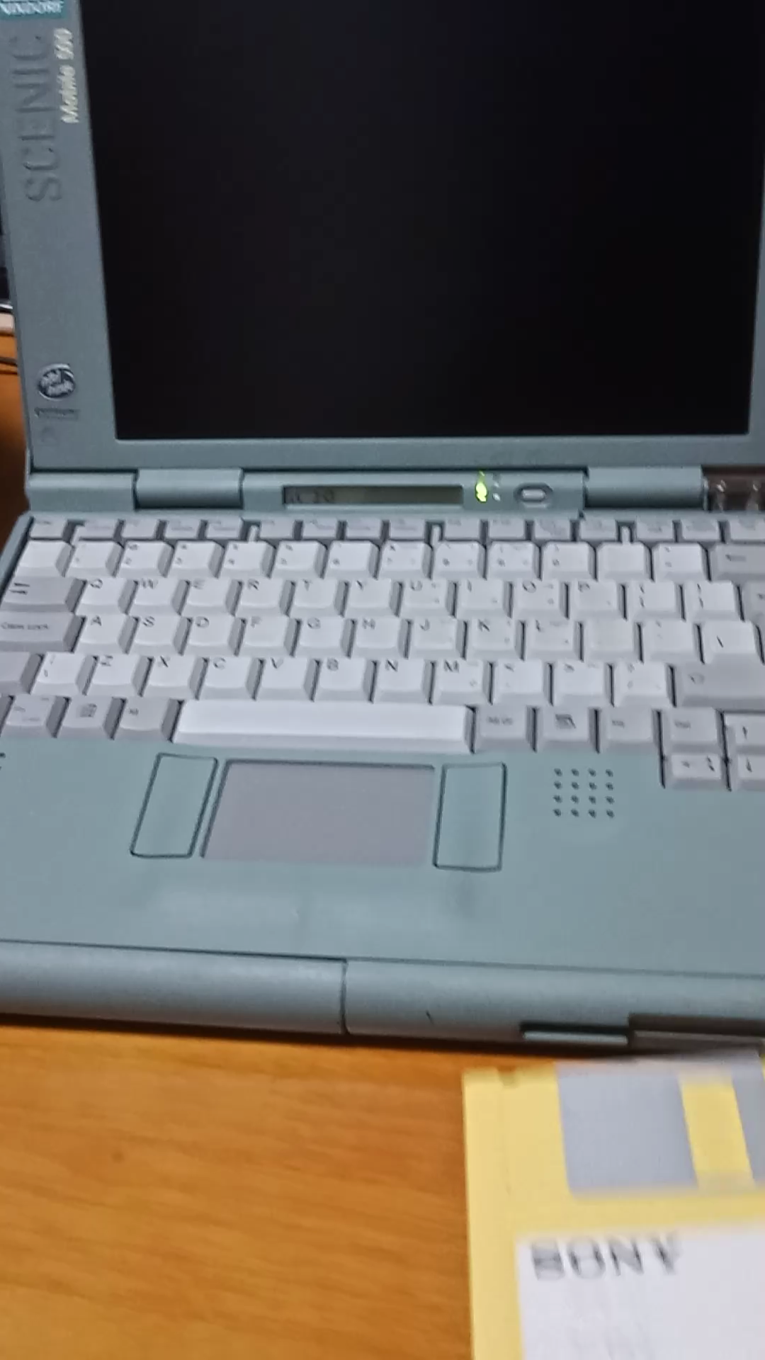 西门子 mobile 500 古董笔记本电脑运行dos游戏