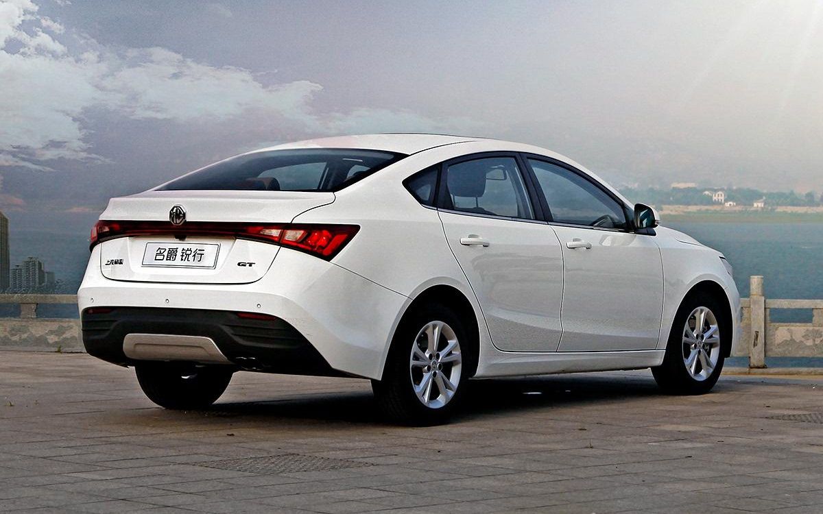 名爵锐行 70码左右车内有嗡嗡震响是什么情况?