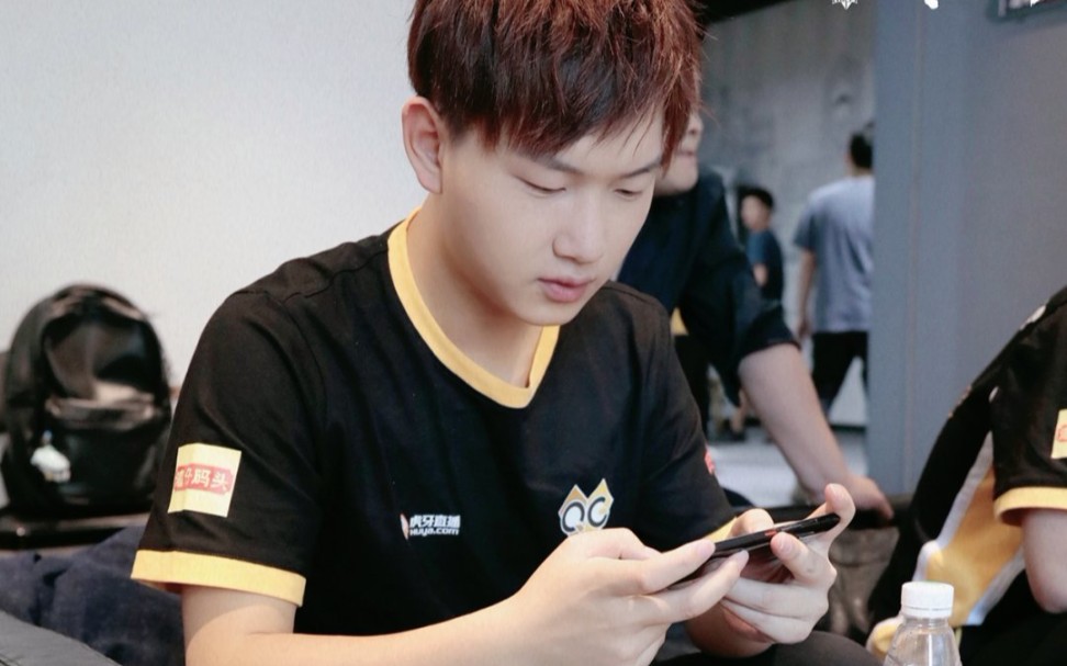 【qghappy fly】飞牛露娜五排叫你如何快速结束一盘高端局