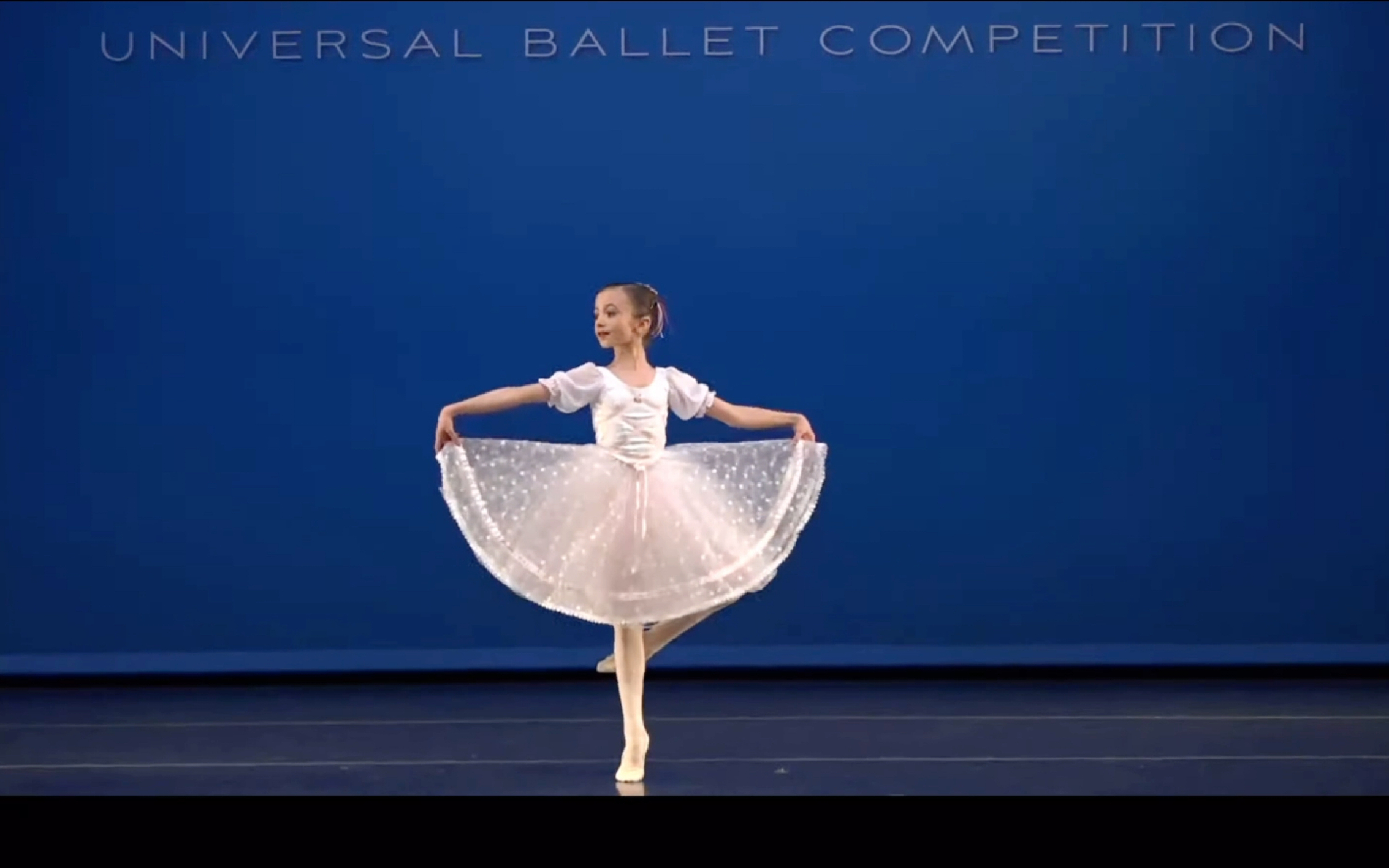 [图]Lillian Sears (age 9 - La Fille Mal Gardee）