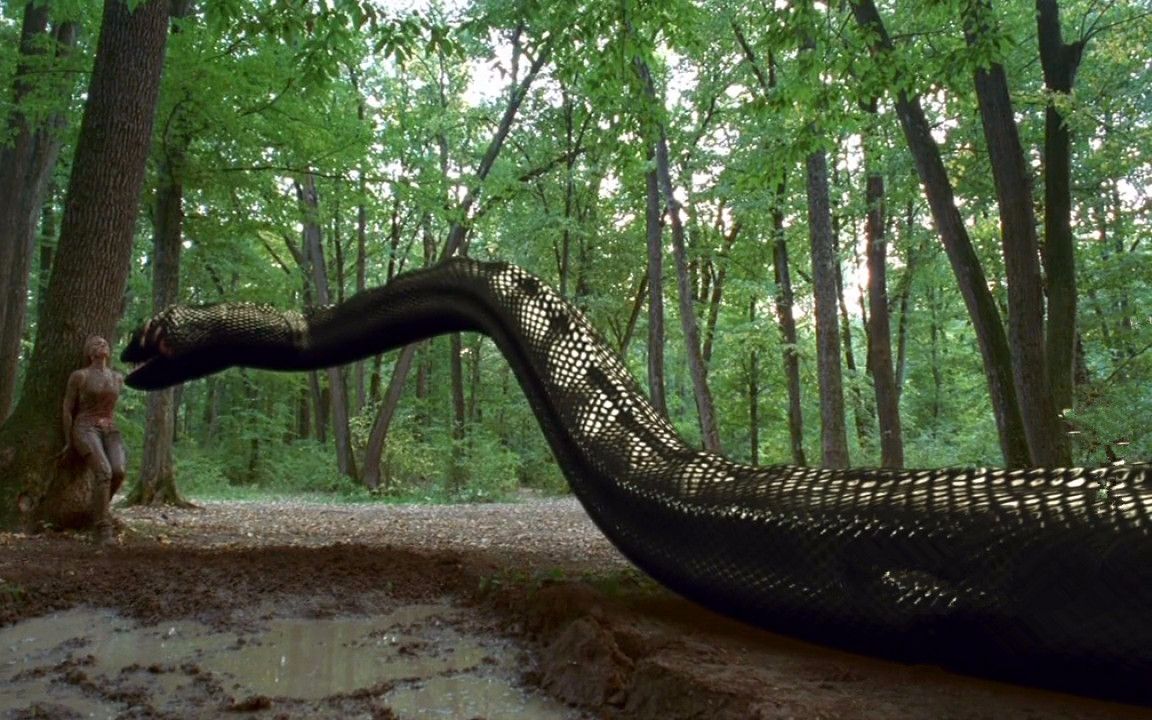 100米长的变异蟒蛇逃出实验室疯狂攻击人类开始为所欲为