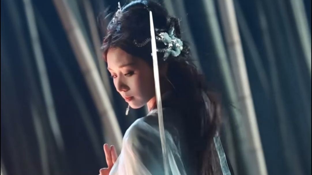 好家伙又来了个年度最佳！