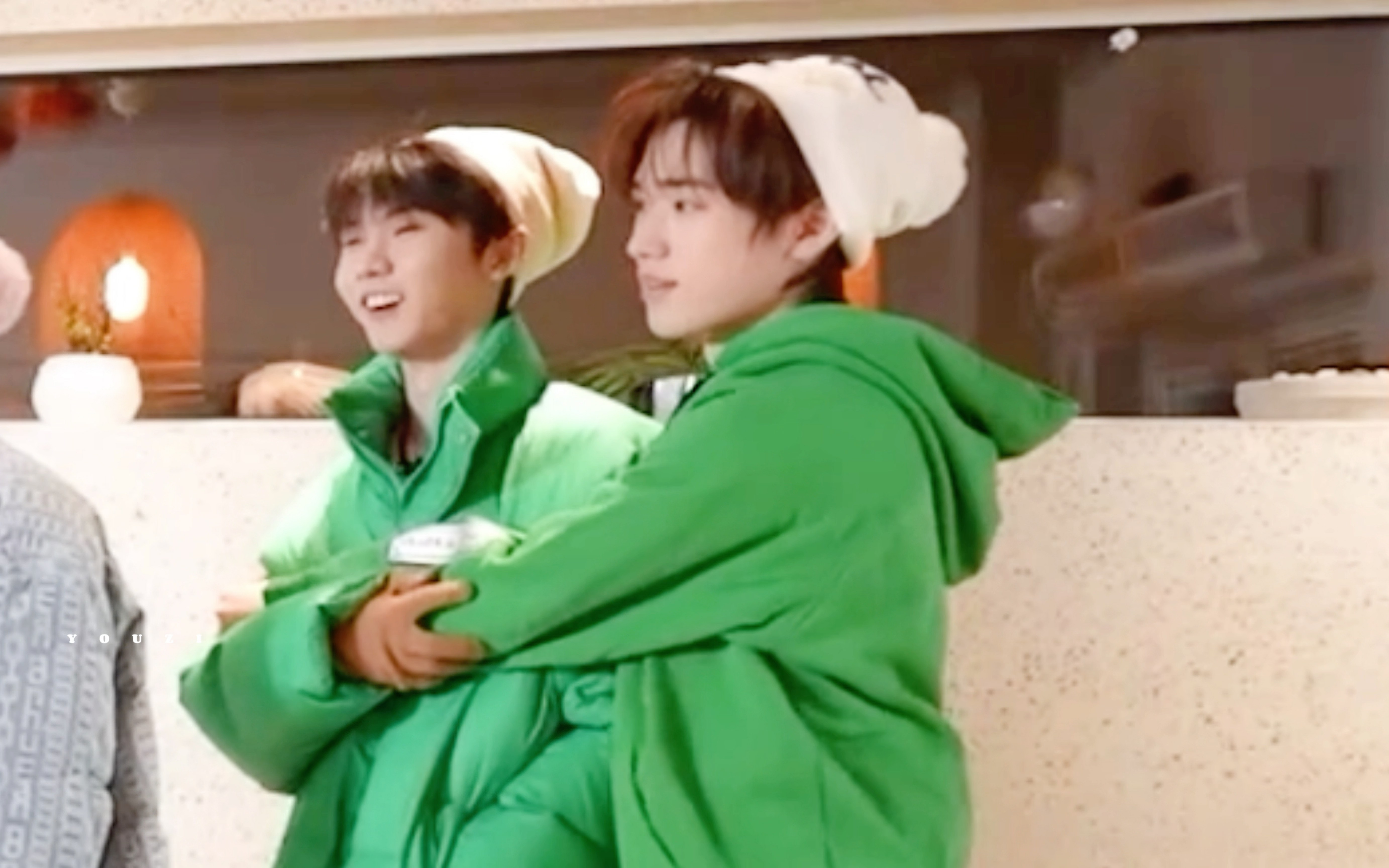 【祺轩|轩祺】终于住一个房间了!