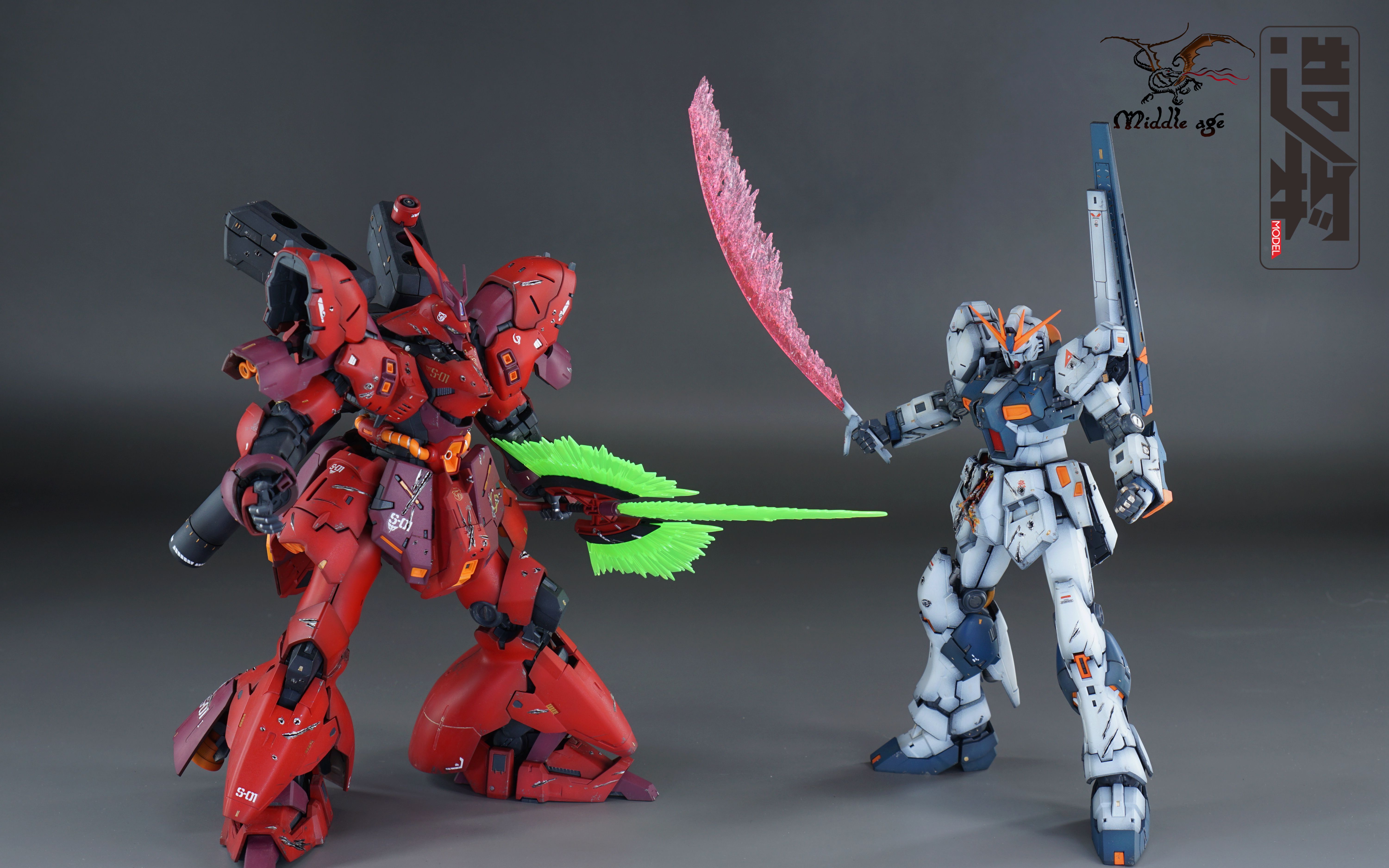 rg沙扎比 vs rg牛高达经典对战场景