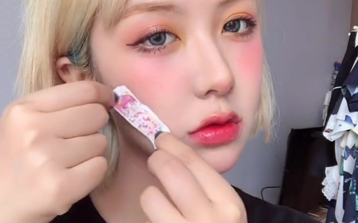 你们想看的原宿风妆容来啦