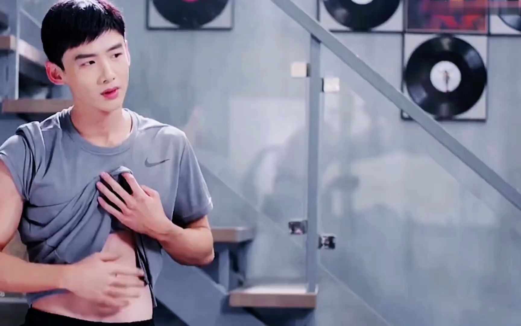 你是我的城池营垒:邢克垒和米佧没羞没臊的同居生活,上头!