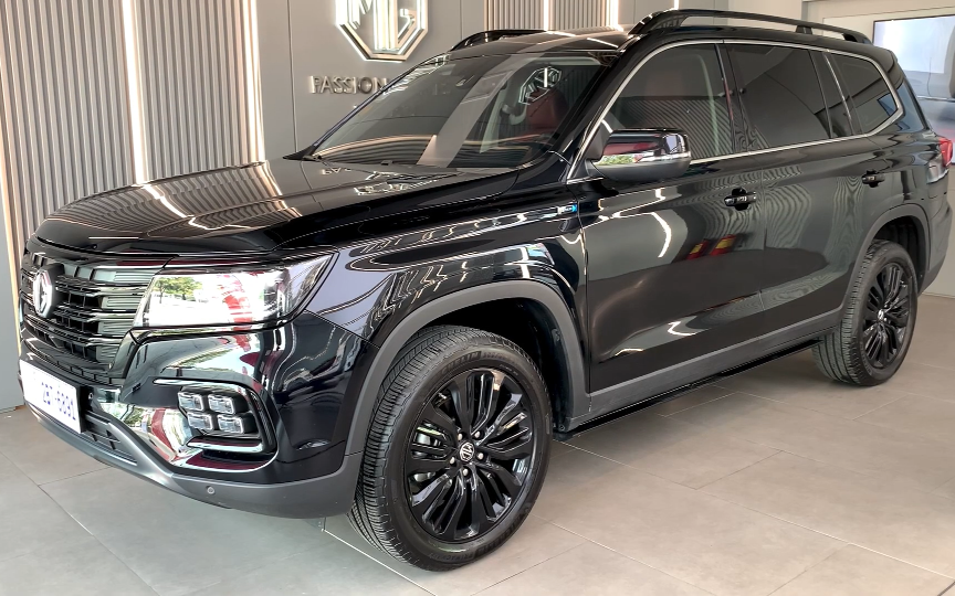 2024款名爵mg rx8海外版 7座suv 外观和内饰细节