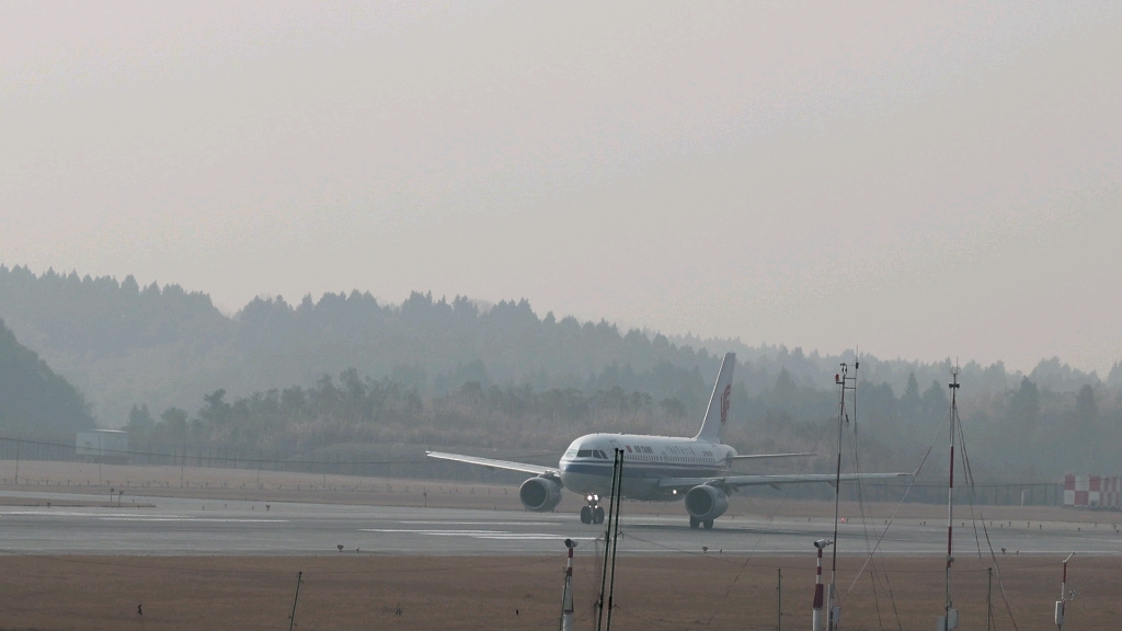 国航空客a319起飞