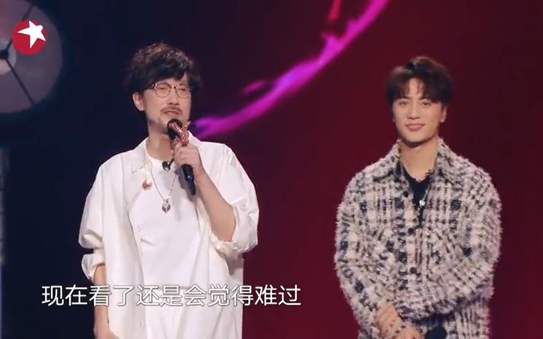 我们的歌:周传雄18年后再唱《黄昏》,回忆作曲经历泪洒现场哔哩哔哩bilibili