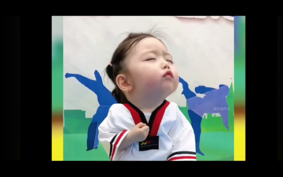 人类幼崽小女孩跆拳道 一对二