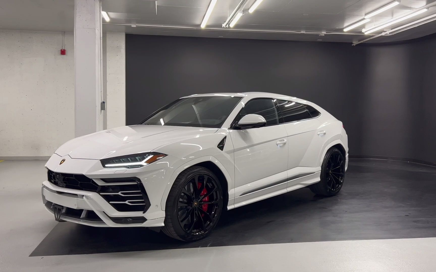 2021款兰博基尼urus