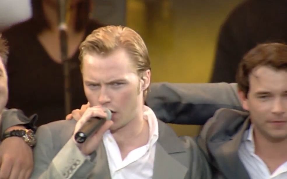 [图]Boyzone - You Needed Me (The Prince's Trust Party In The Park 1999)