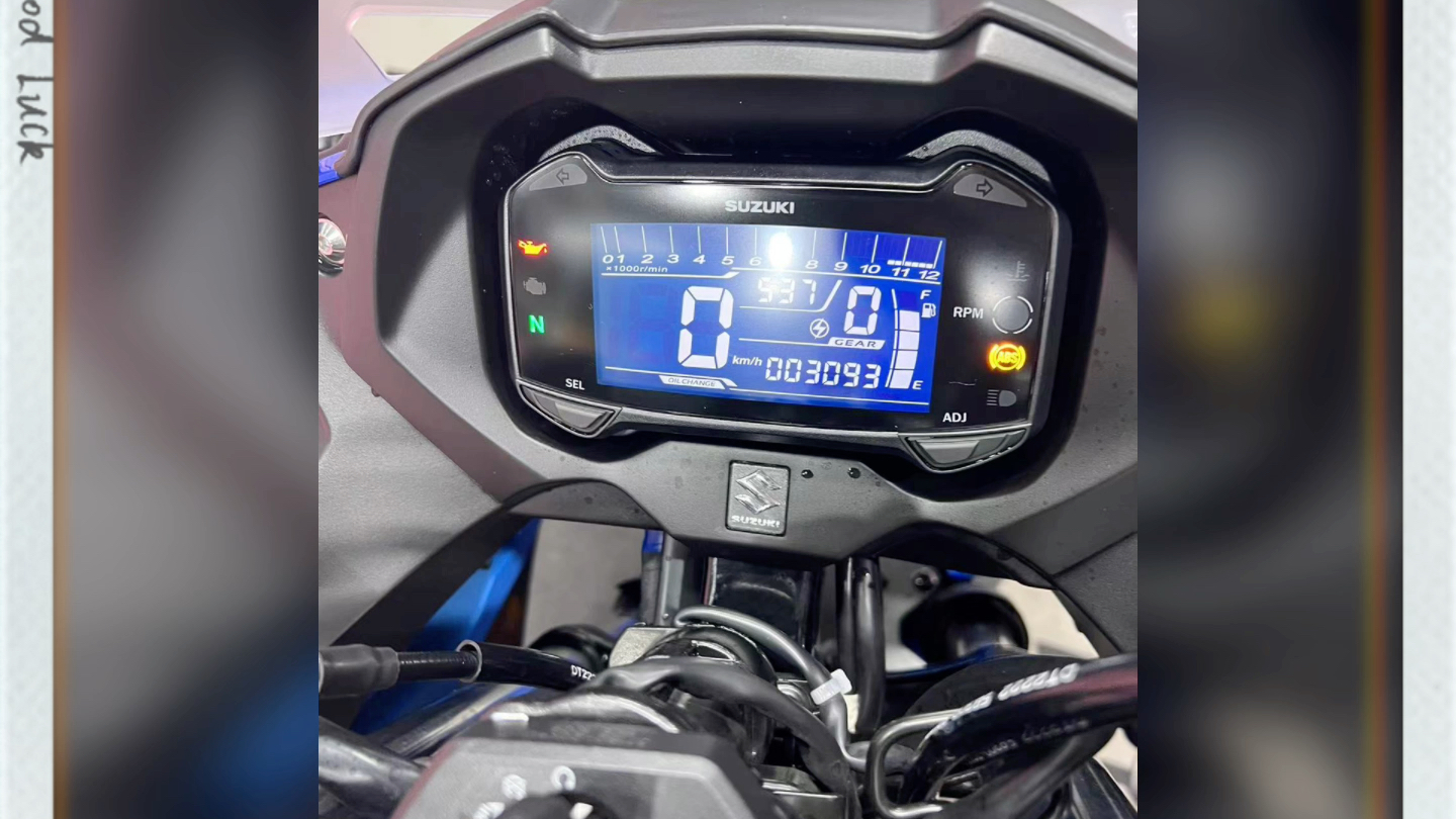 新到22年铃木gsx250r海神骚蓝色 准新一手3100km3月产 9月上牌 无摔无