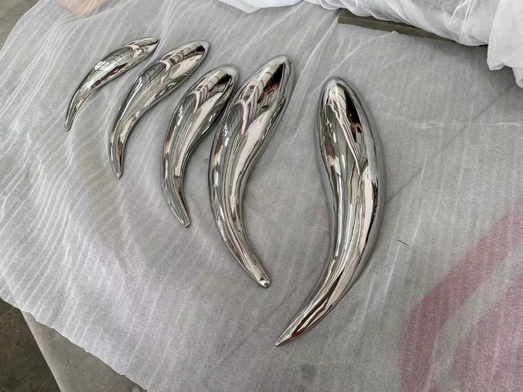 不锈钢抽象小鱼雕塑 抽象水景不锈钢鱼雕塑摆件 水景装饰小鱼雕塑