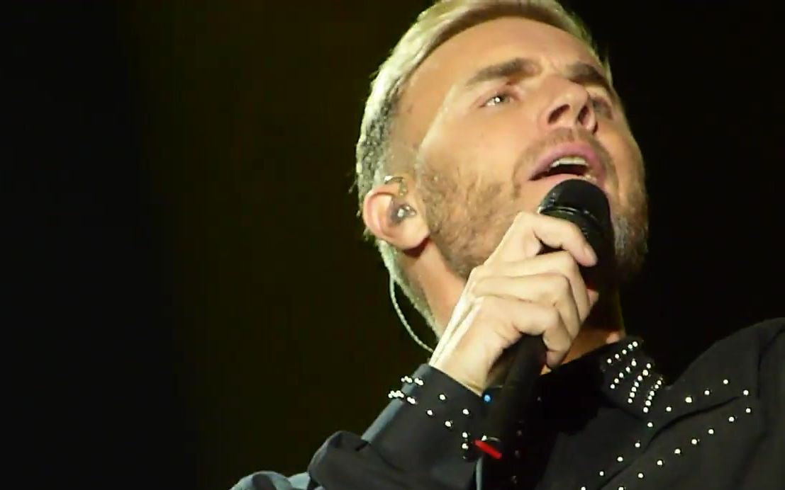 [图]【Take That】Hold Up A Light （Live at Hyde Park，2017-09-10）