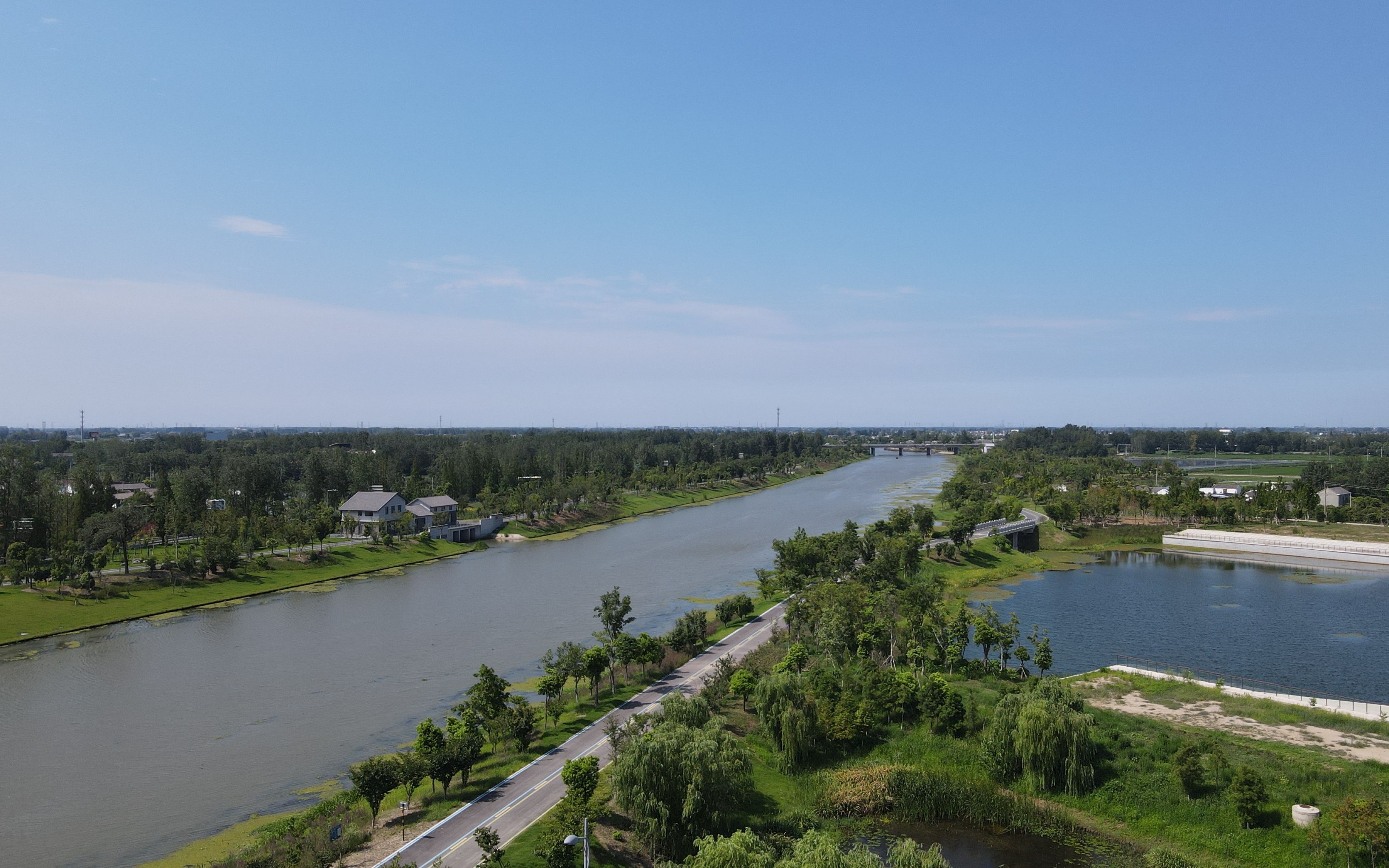 无人机航拍盐城市盐都区千秋村段蟒蛇河美景