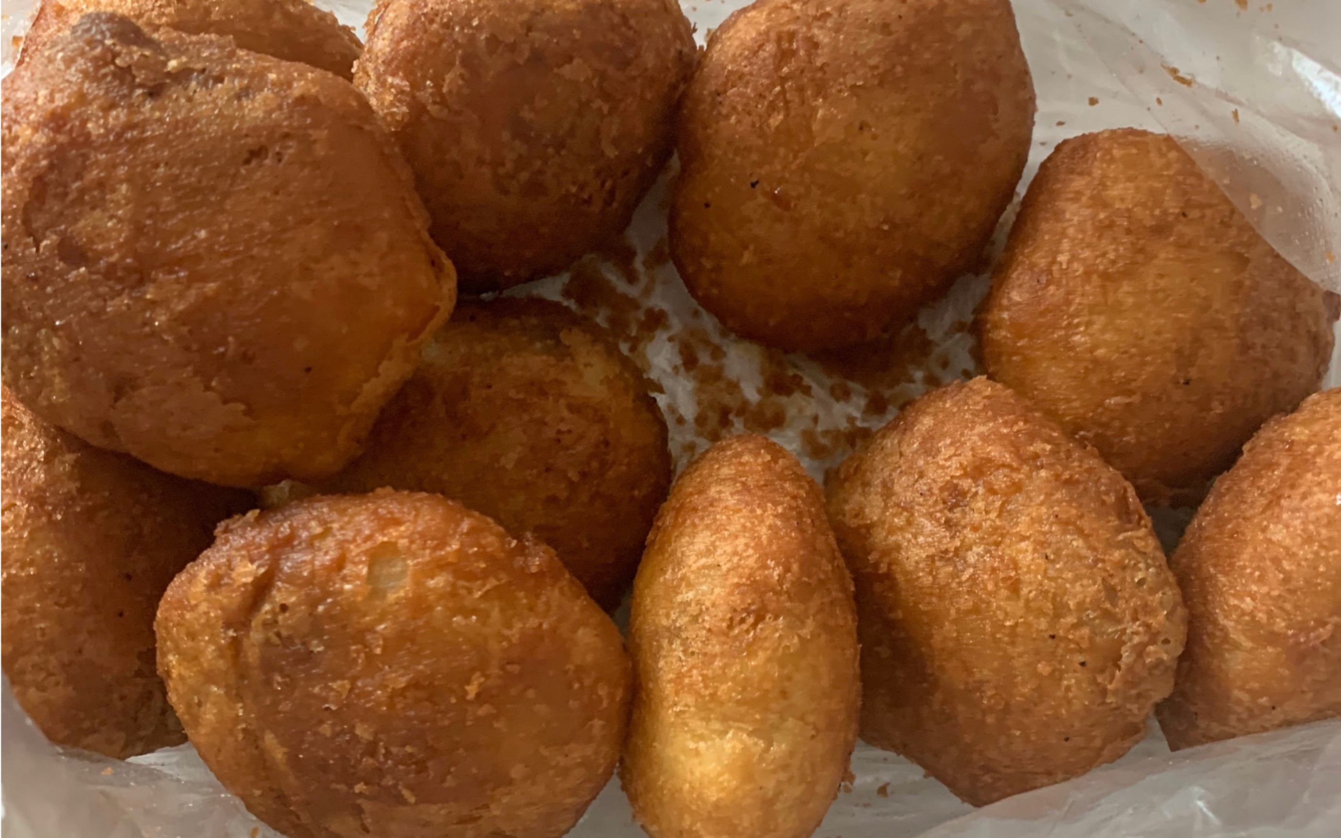 吃播剪说话老式糯叽叽油炸糕糯米饼雪绵豆沙东北粘豆包粘火勺黏米饼子