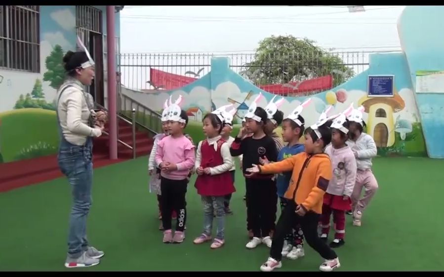 [图]大班体育《打老狼》(送配套PPT课件教案) 幼师幼儿园优质公开课A7