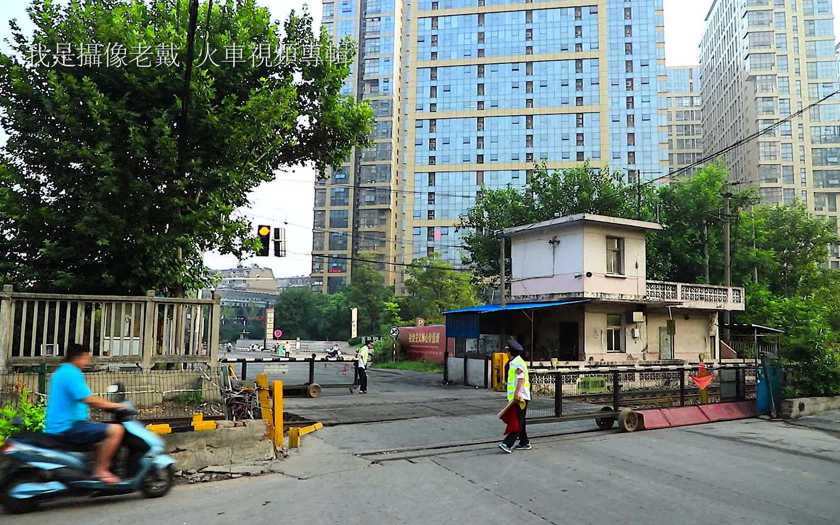 宁芜铁路道口图片