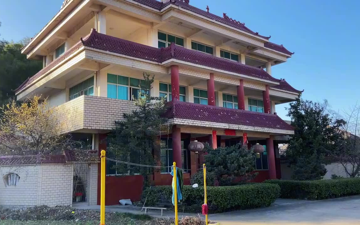 黄石大冶这套30年前的别墅什么来头?屋顶双龙戏珠是什么局?