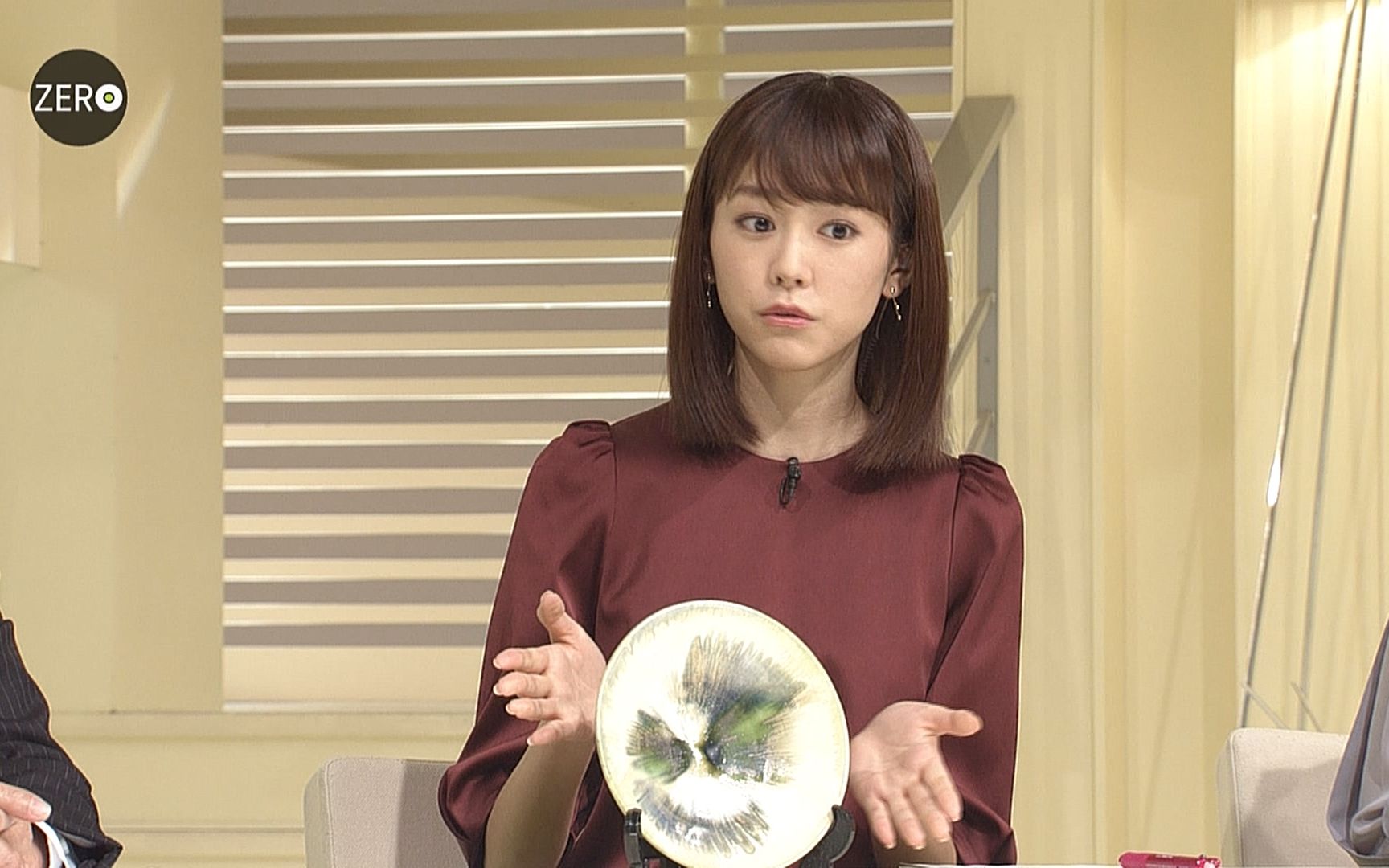 newszero20170214桐谷美玲cut