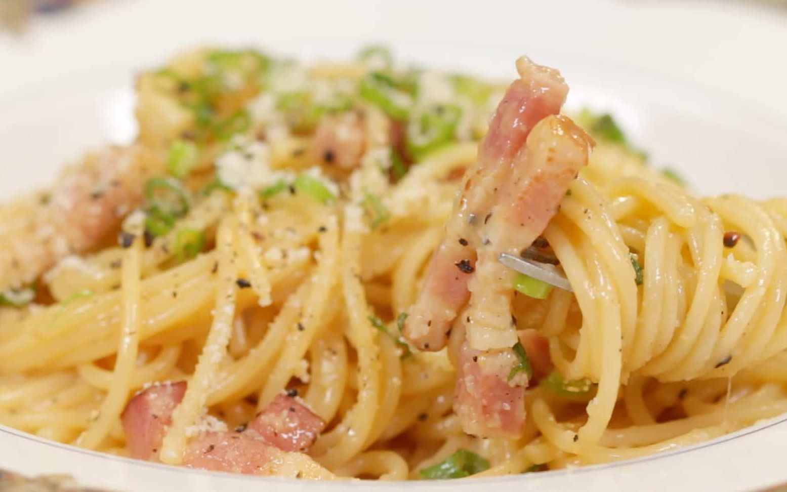 新手入门意面|教你做简单的传统carbonara意大利面