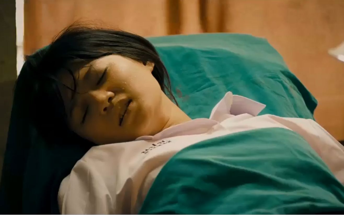 2011年上映, 一部根据泰国真实事件改编的恐怖电影, 未满十八岁勿进哔哩哔哩bilibili